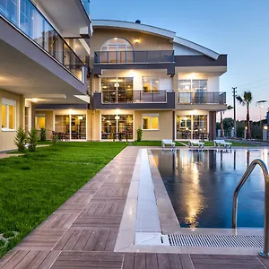 מלון דירות Lara Homes