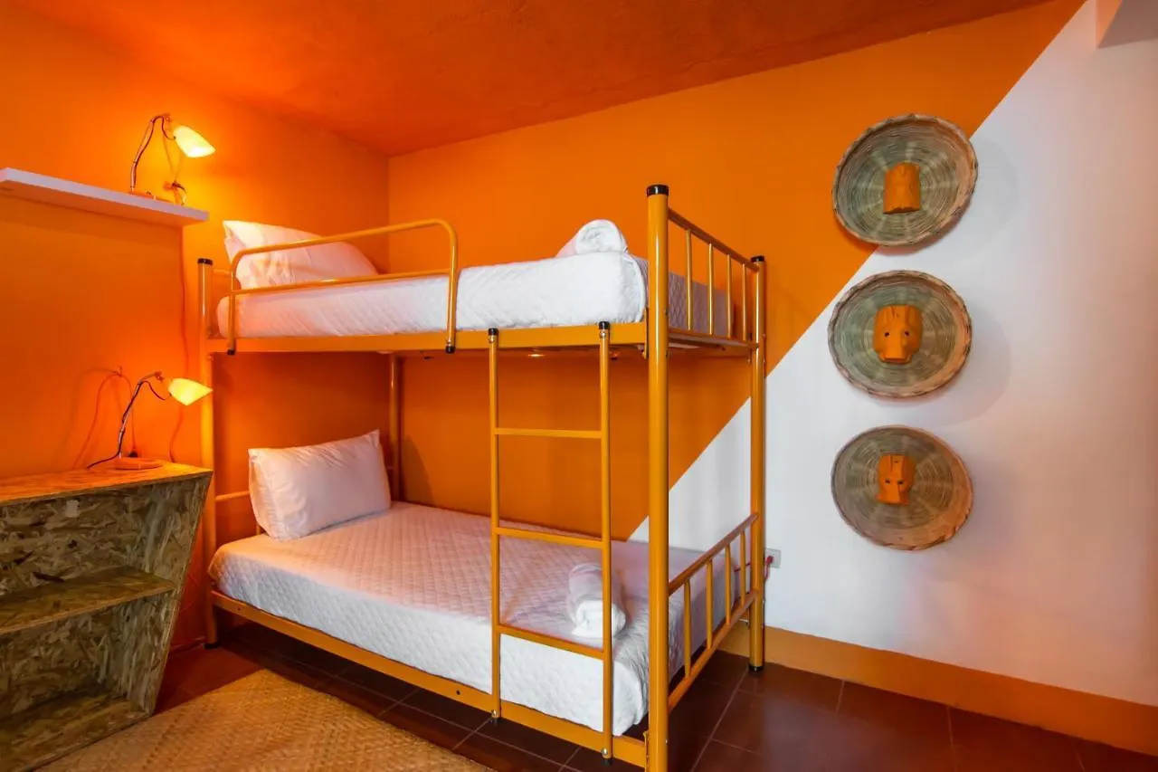 ***  Why Not Hotel Antigua Guatemala